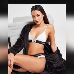 CALVIN KLEIN  LIGHTLY  LINED  BRALETTE, Size: Small, 69% Cotton